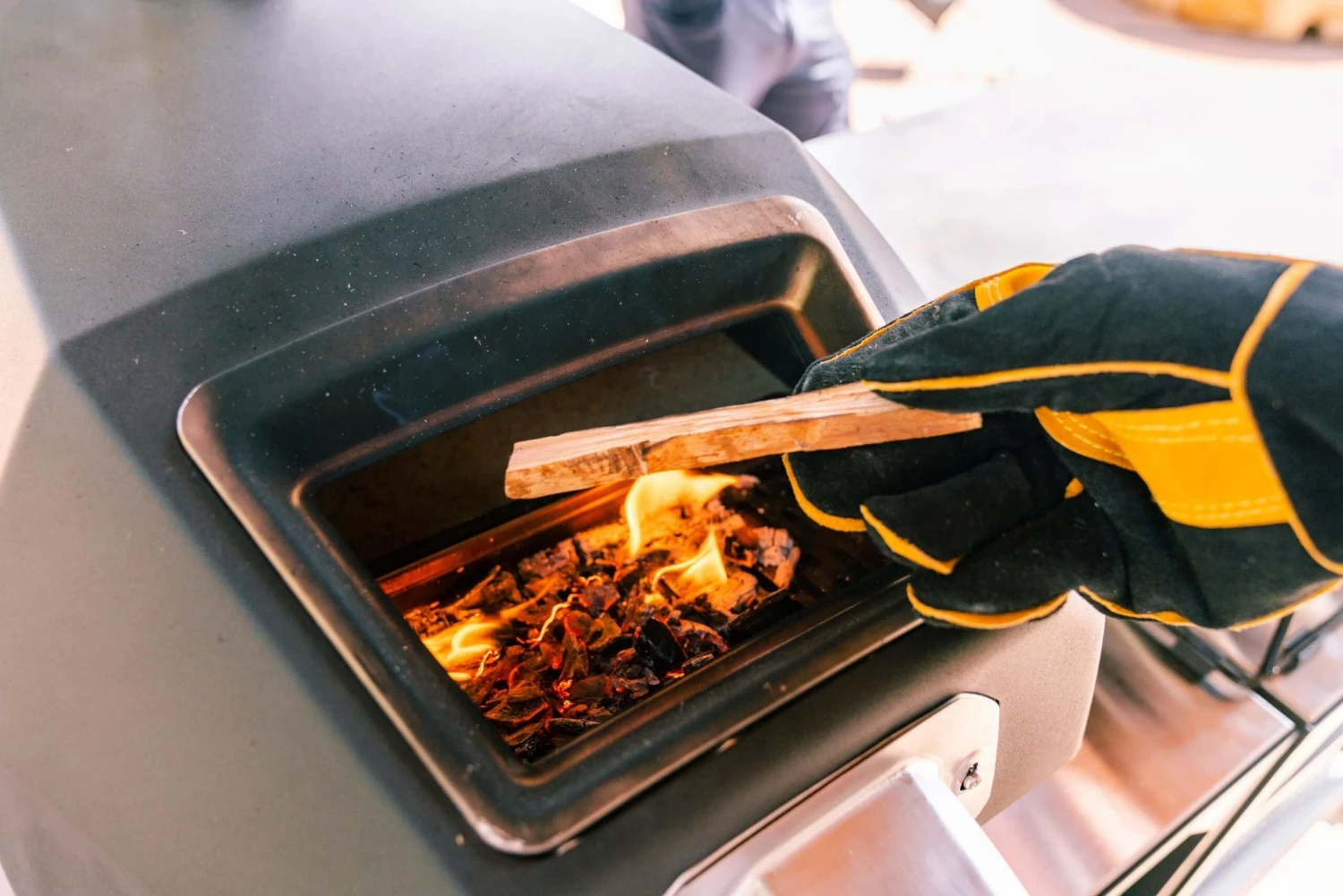 Ooni Karu 16 Houtskoolgestookte Pizzaoven - Afbeelding 7